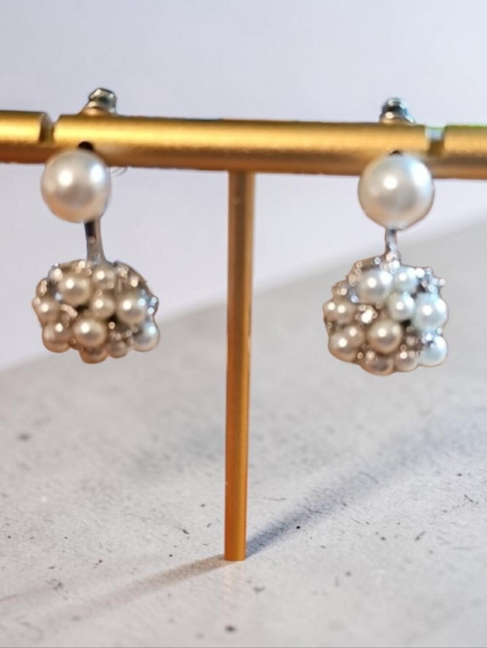 Nwt Sassified Boutique Classic Pearl Cluster Drop Earrings - Brand:
